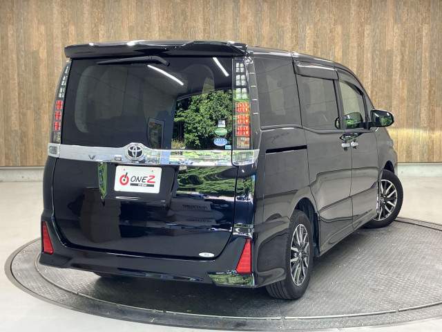 トヨタ ヴォクシー 2.0 ZS 煌Ⅱの中古車