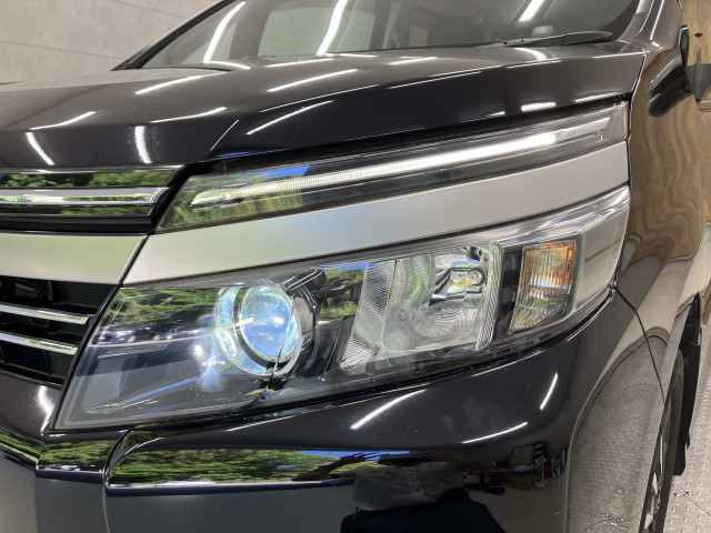 トヨタ ヴォクシー 2.0 ZS 煌Ⅱの中古車