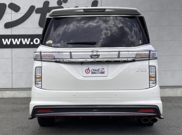 日産 エルグランド 2.5 250ハイウェイスターSの中古車
