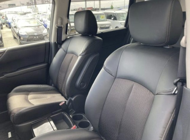 日産 エルグランド 2.5 250ハイウェイスターSの中古車