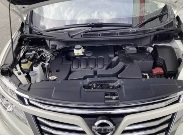日産 エルグランド 2.5 250ハイウェイスターSの中古車