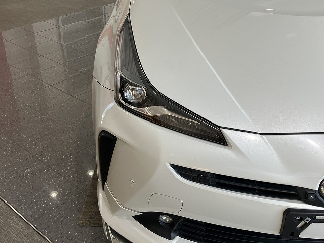 トヨタ プリウス 1.8 Aの中古車
