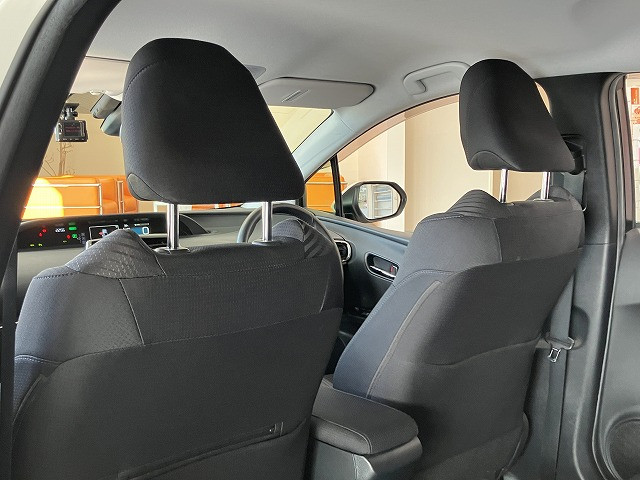 トヨタ プリウス 1.8 Aの中古車