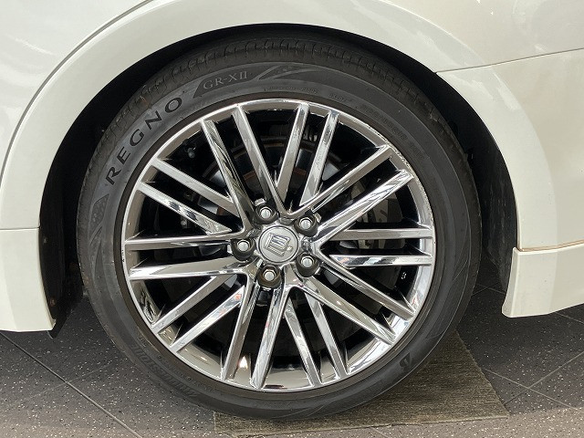 トヨタ クラウンアスリートハイブリッド ハイブリッド 2.5 Sの中古車