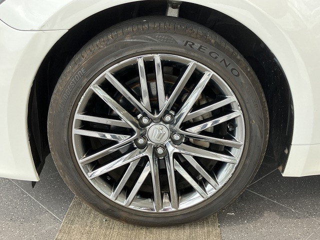 トヨタ クラウンアスリートハイブリッド ハイブリッド 2.5 Sの中古車