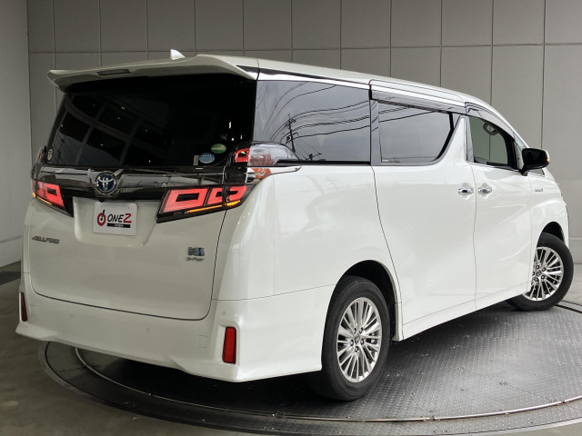 トヨタ ヴェルファイア ハイブリッド 2.5 Z E-Four 4WDの中古車