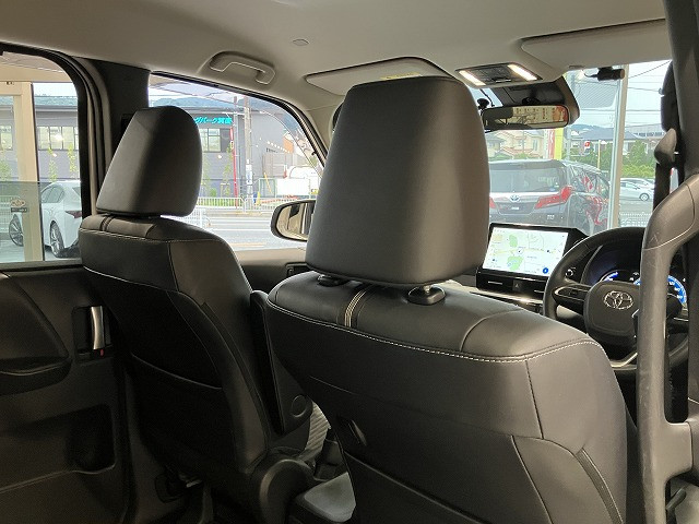 トヨタ ノア 1.8 ハイブリッド Zの中古車