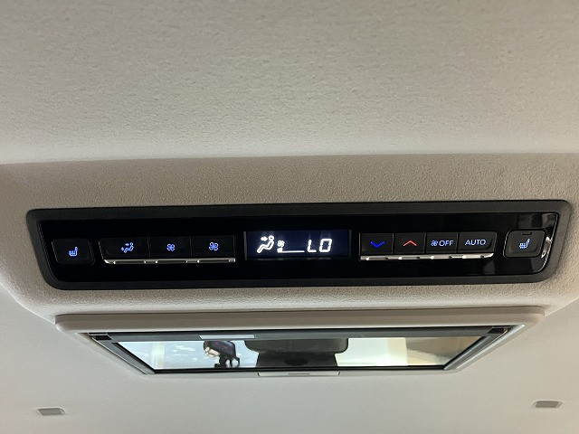 トヨタ ノア 1.8 ハイブリッド Zの中古車