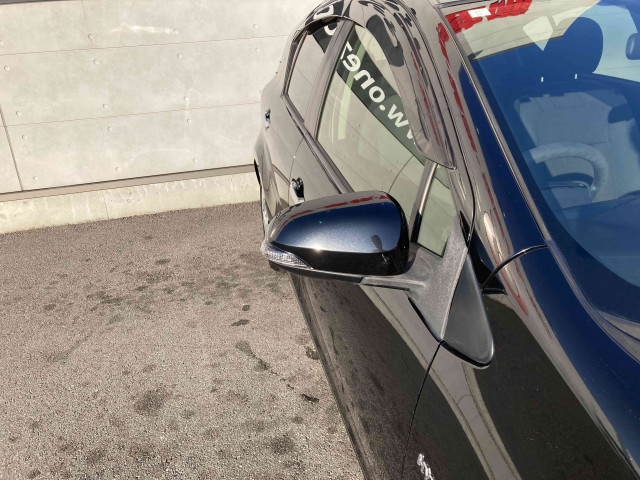 トヨタ アクア 1.5 S スタイルブラックの中古車