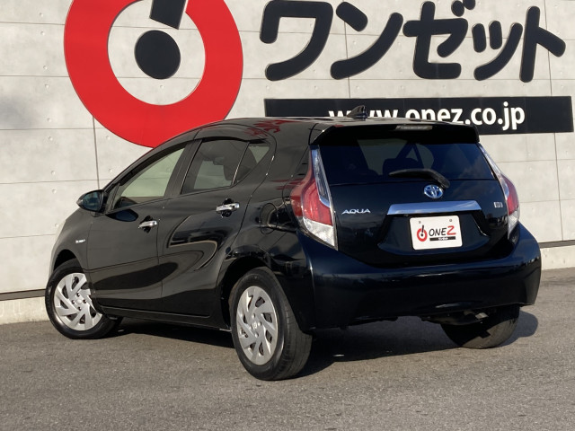 トヨタ アクア 1.5 S スタイルブラックの中古車