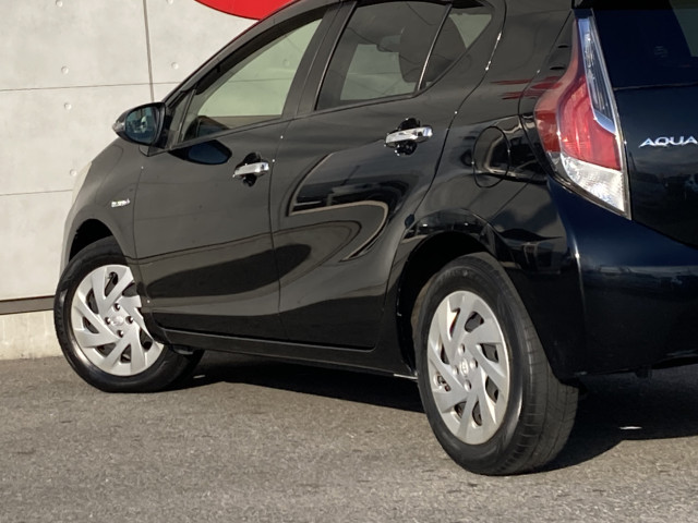 トヨタ アクア 1.5 S スタイルブラックの中古車