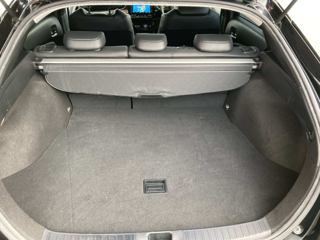 トヨタ プリウス 1.8 S ツーリングセレクションの中古車
