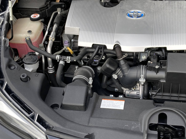 トヨタ プリウス 1.8 S ツーリングセレクションの中古車