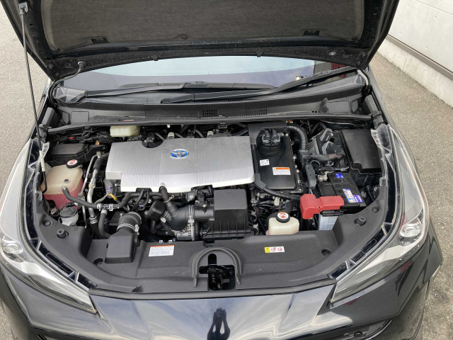 トヨタ プリウス 1.8 S ツーリングセレクションの中古車