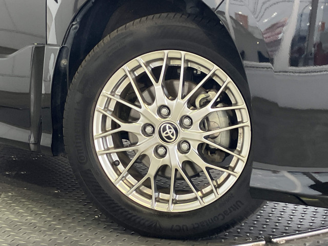 トヨタ ヴォクシー 1.8 ハイブリッド ZS 煌Ⅲの中古車