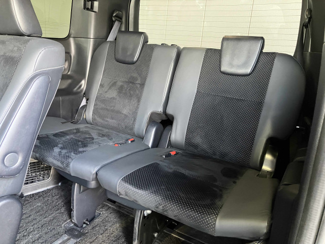 トヨタ ヴォクシー 1.8 ハイブリッド ZS 煌Ⅲの中古車