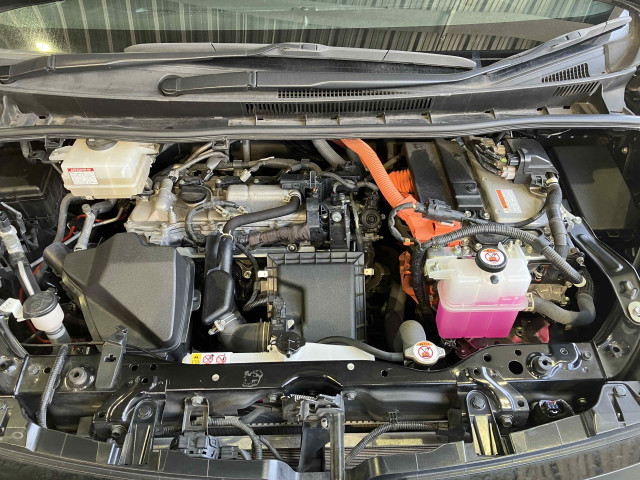トヨタ ヴォクシー 1.8 ハイブリッド ZS 煌Ⅲの中古車