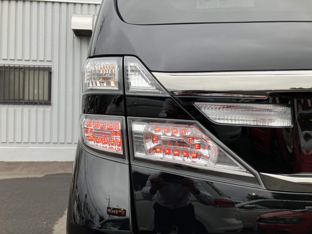 トヨタ ヴェルファイア 2.4 Z ゴールデンアイズⅡの中古車