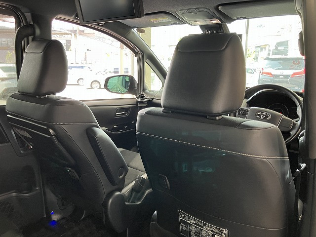 トヨタ ノア 2.0 Si WxBの中古車