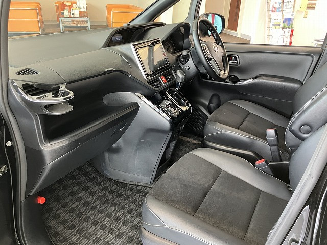 トヨタ ノア 2.0 Si WxBの中古車