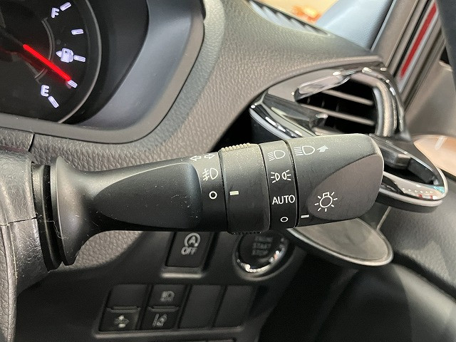 トヨタ ノア 2.0 Si WxBの中古車