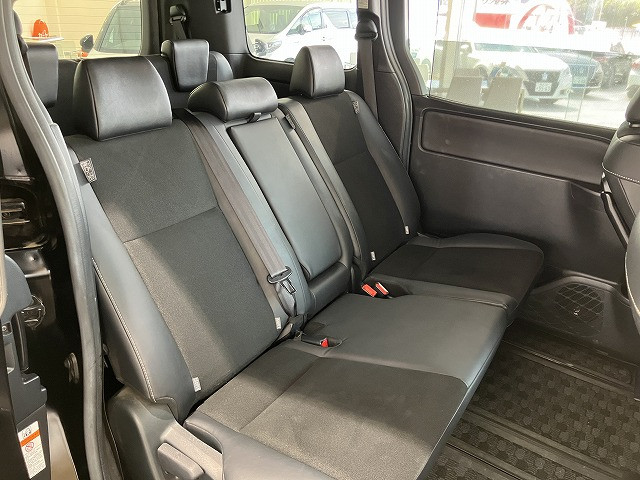 トヨタ ノア 2.0 Si WxBの中古車