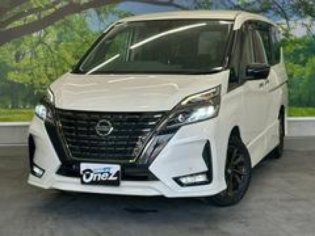 日産 セレナ ハイブリッド ハイウェイスターV アーバンクロム 8人の中古車
