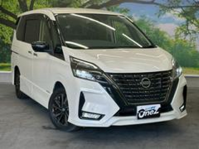 日産 セレナ ハイブリッド ハイウェイスターV アーバンクロム 8人の中古車