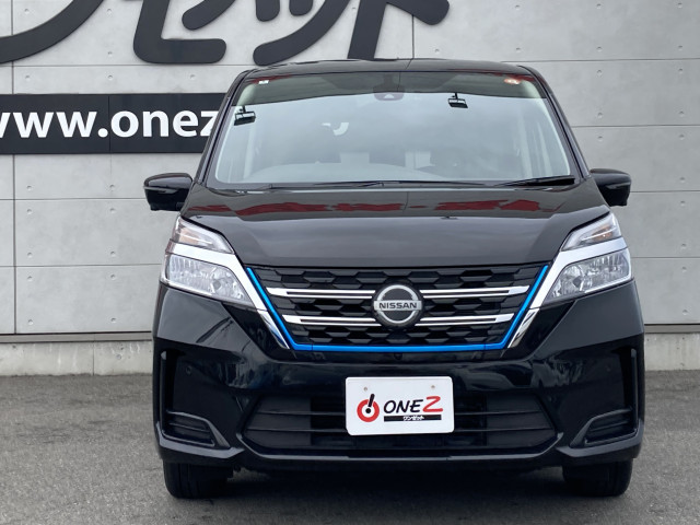 日産 セレナ 1.2 e-POWER XVの中古車