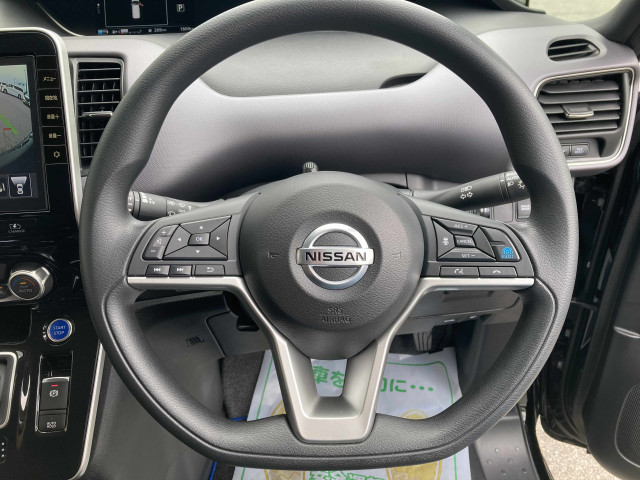 日産 セレナ 1.2 e-POWER XVの中古車
