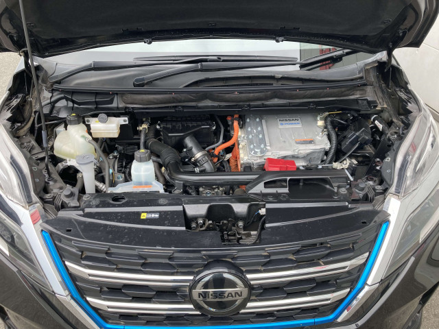日産 セレナ 1.2 e-POWER XVの中古車