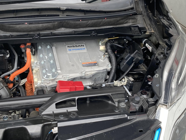 日産 セレナ 1.2 e-POWER XVの中古車