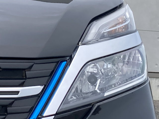 日産 セレナ 1.2 e-POWER XVの中古車