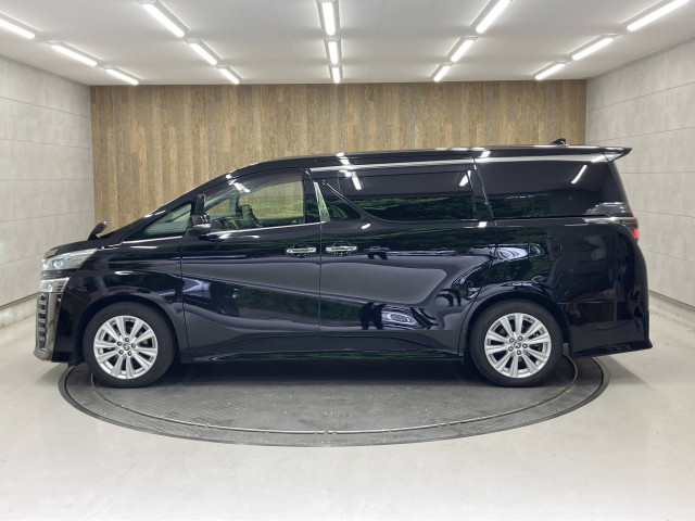 トヨタ ヴェルファイア 2.5 Zの中古車