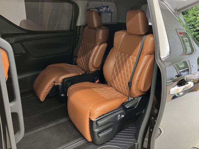 トヨタ ヴェルファイア 2.5 Zの中古車