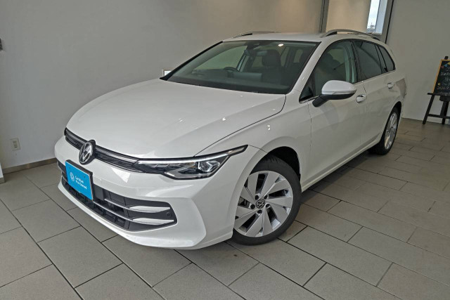 フォルクスワーゲン ゴルフヴァリアント eTSI スタイルの中古車
