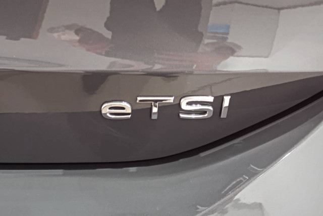 フォルクスワーゲン ティグアン eTSI エレガンスの中古車