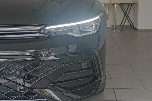 フォルクスワーゲン ゴルフ eTSI Rラインの中古車