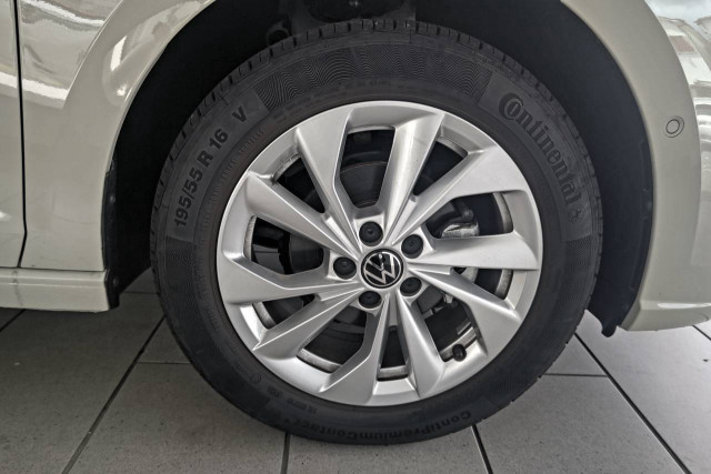 フォルクスワーゲン ポロ TSI スタイルの中古車