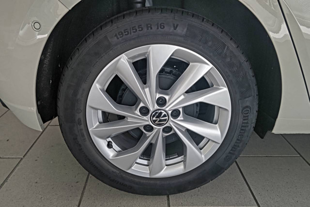 フォルクスワーゲン ポロ TSI スタイルの中古車