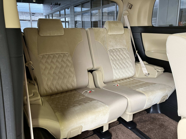 トヨタ アルファード 2.5 Xの中古車