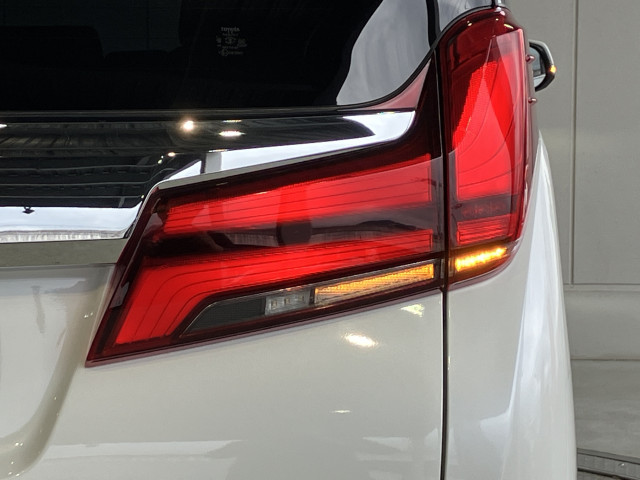 トヨタ アルファード 2.5 Xの中古車