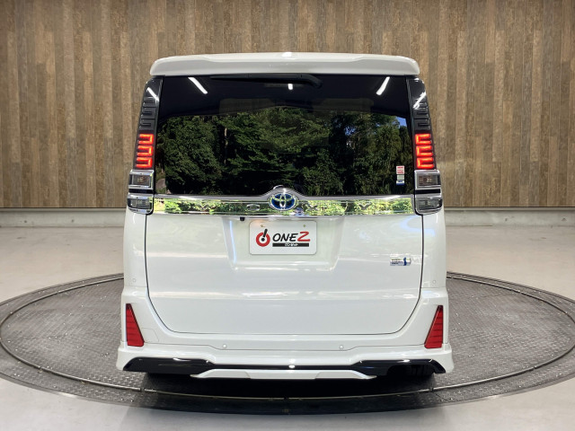 当社の在庫は、全車第三者機関の査定を通った車両ですので、状態に関しましては確かな一台を御案内致しております。