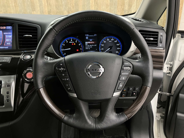 日産 エルグランド 2.5 250ハイウェイスターS アーバンクロムの中古車