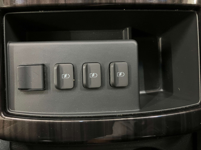 日産 エルグランド 2.5 250ハイウェイスターS アーバンクロムの中古車