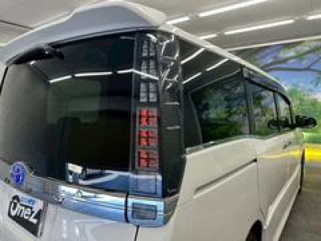 トヨタ ヴォクシー ZS“煌”の中古車