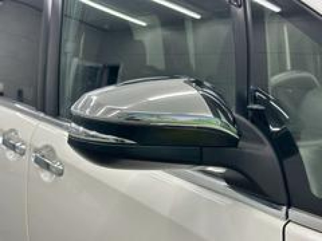 トヨタ ヴォクシー ZS“煌”の中古車