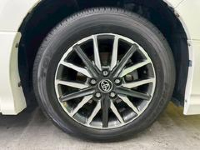 トヨタ ヴォクシー ZS“煌”の中古車