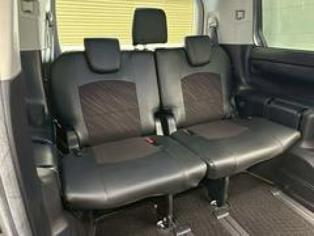 トヨタ ヴォクシー ZS“煌”の中古車