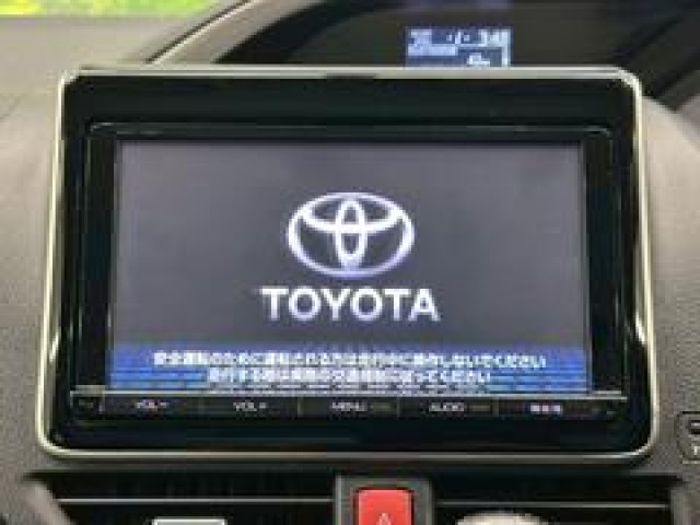 トヨタ ヴォクシー ZS“煌”の中古車